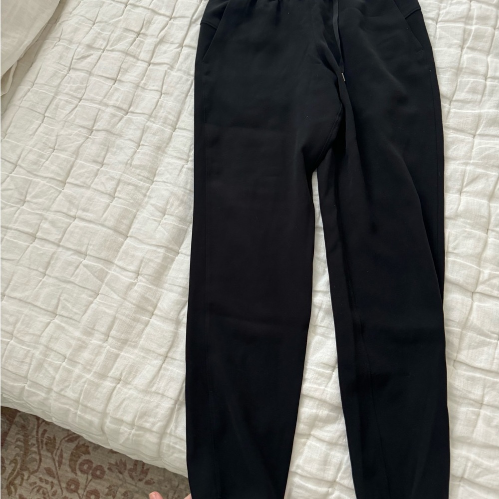 Women’s Lululemon Joggers